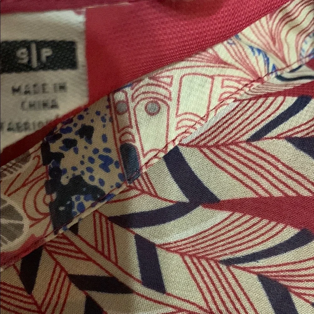 Women's Red Patterned Top - Picture 4 of 12